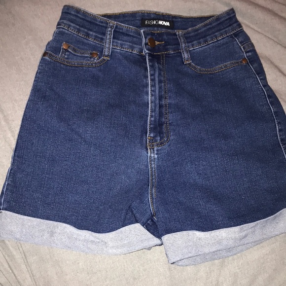 Stretchy jean high waisted shorts - Picture 3 of 5